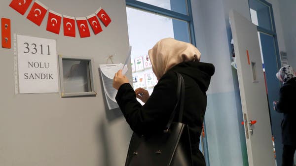 200 ألف "أجنبي" يظهرون على قوائم الناخبين في تركيا .. ويخافون على نفوذهم