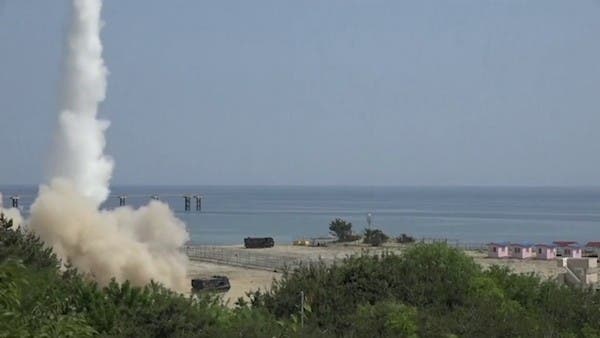 كوريا الشمالية تطلق 4 صواريخ باليستية قصيرة المدى في البحر