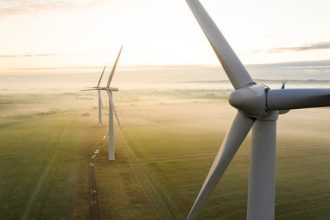 مصر توقع مذكرة تفاهم مع شركة "سكاتيك" النرويجية لإنشاء مشروع لطاقة الرياح بقدرة 5 جيجاوات