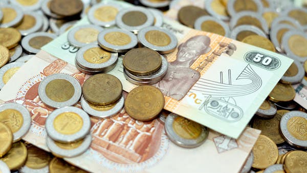 يواصل سعر الدولار في مصر اختراق مستويات جديدة في البنك المركزي