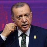 أردوغان يهدد اليونان: لن نقف مكتوفي الأيدي في مواجهة "بحر إيجة" المسلحة