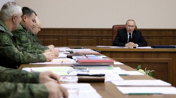 بوتين يعقد اجتماعات رفيعة المستوى حول أوكرانيا ... والخدمات تعود إلى كييف