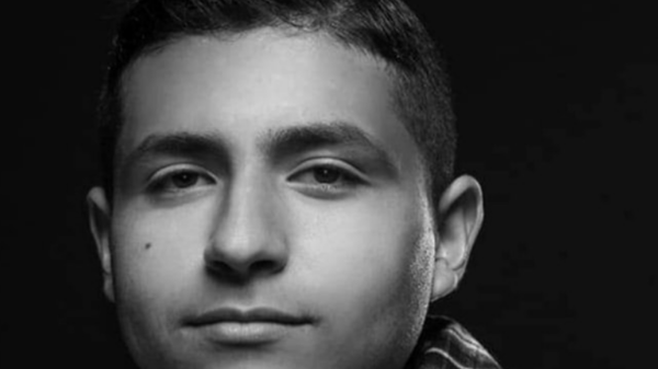 مصري يبلغ من العمر 19 عاما .. قصة أفضل مصور هواة شاب في العالم