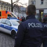 أخذ الرهائن في ألمانيا ... والجاني يطلق النار على امرأة قتيلة