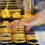 أسعار الذهب في مصر تتجاهل استقرار الدولار.  21 قيراطًا يقفز إلى 1510 جنيهات