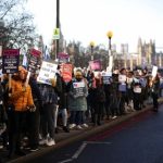 إضراب غير مسبوق للممرضات في بريطانيا لتحسين الأجور وظروف العمل