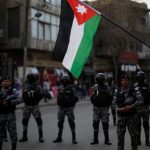 الأردن .. استشهاد 3 رجال شرطة في مداهمة بتهمة قتل دلابة