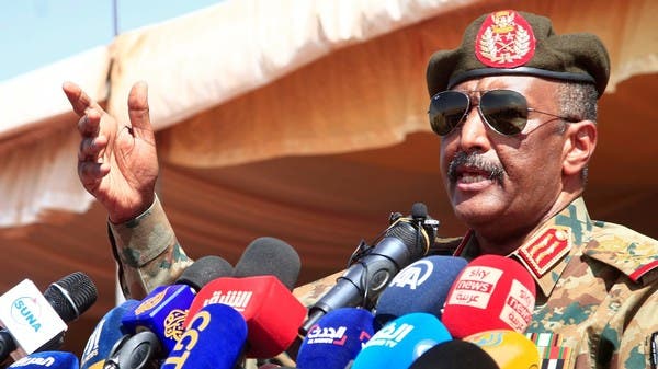 البرهان: يجب على السلطة المدنية في السودان احترام المهنية العسكرية