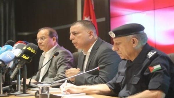 بعد مقتل ضابط شرطة .. وزير الداخلية الأردني يتعهد بمنع تكرار أعمال الشغب