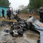 تسبب احتمالان في الكارثة.  توفي شخصان في حادث تحطم طائرة في تركيا