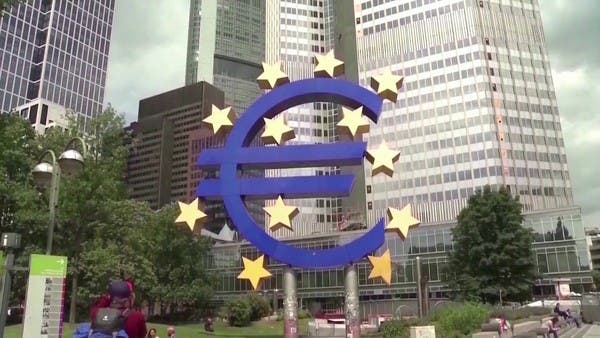 عضو البنك المركزي الأوروبي: سنواصل رفع أسعار الفائدة