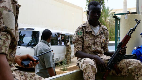 قرار مفاجئ للشرطة السودانية: عدم الظهور بالزي الرسمي على مواقع التواصل الاجتماعي دون إذن