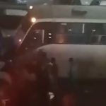 لحظات رعب.  شاهد حافلة ضائعة تدهس المشاة في مصر