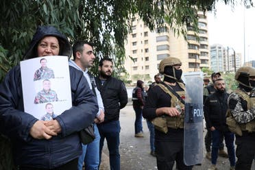 حراك شعبي امام مديرية امن الدولة في بيروت بعد اعتقال نون