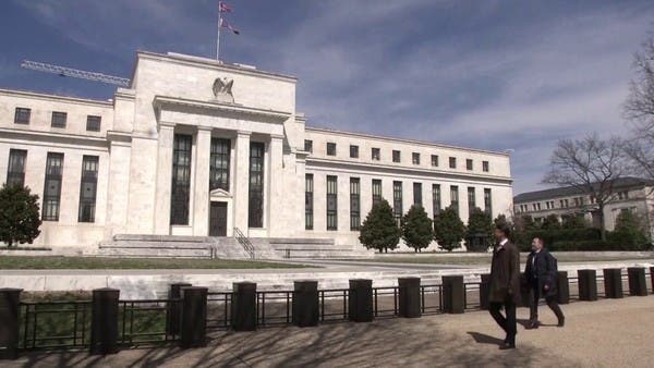 يهدف بنك الاحتياطي الفيدرالي الأمريكي إلى خفض رفع أسعار الفائدة مع تباطؤ التضخم