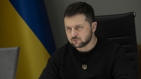 زيلينسكي بشأن حملة عزل أوكرانيا: القرارات مطلوبة