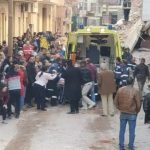 لقي ستة أشخاص على الأقل مصرعهم في انهيار مبنى سكني في جنوب مصر