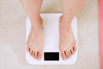 لماذا تنمو أنظمة إنقاص الوزن بين الأصغر سنًا