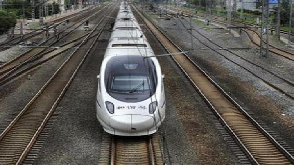 "NGE" الفرنسية توقع عقدًا لبناء 330 كيلومترًا من خط السكك الحديدية عالية السرعة في مصر