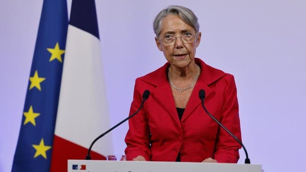 رئيس الوزراء الفرنسي يعرض لتخفيف إصلاح المعاشات التقاعدية
