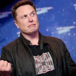 قام Elon Musk بتخليص المليارات من الخسائر لمستثمري Tesla