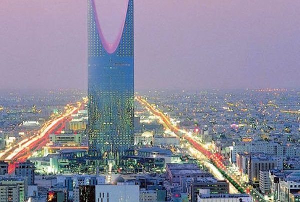 هل الفنادق تطلب عقد الزواج في السعودية