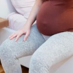 هل ألم الفخذ من علامات الحمل