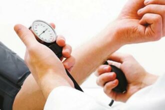 أسباب انخفاض ضغط الدم المستمر