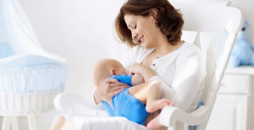 أسباب كثرة الرضاعة لحديثي الولادة