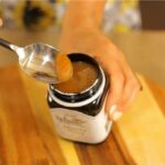 طريقة استخدام عسل المانوكا