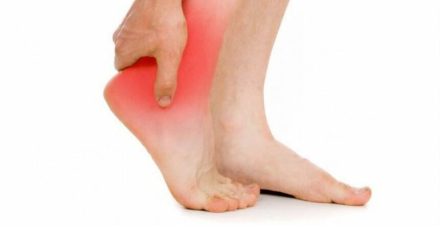 علاج آلام القدمين بعد المشي