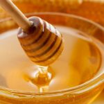 طرق معرفة الفرق بين العسل الأصلي والمغشوش